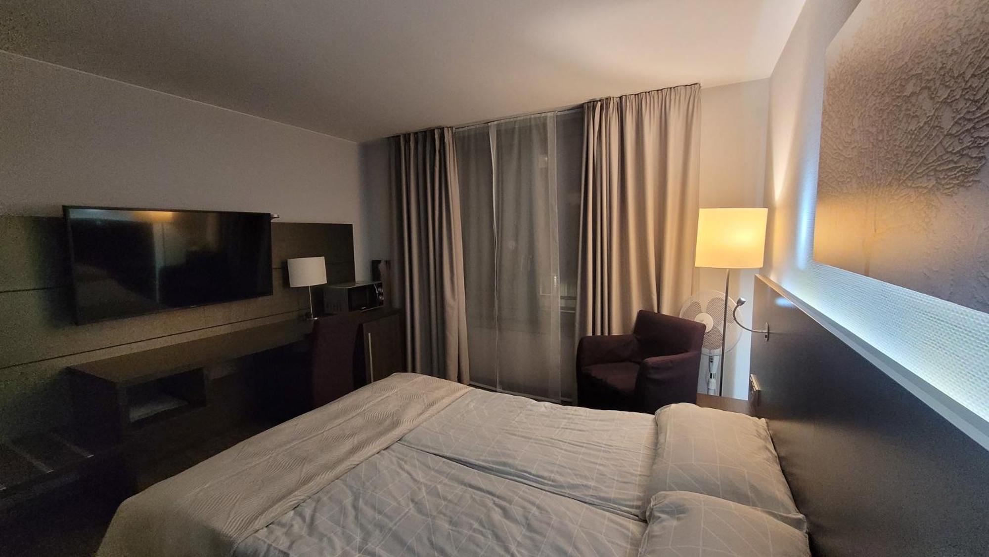Nice Apartment In Modern Center Of Duesseldorf Kültér fotó